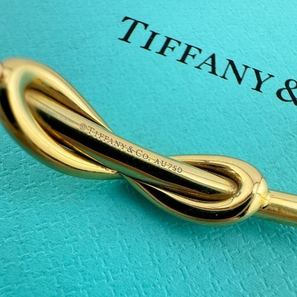 Tiffany & Co. 18k Yellow Gold Infinity Cuff Bracelet with Bracelet Box 18g - Picture 5 of 8